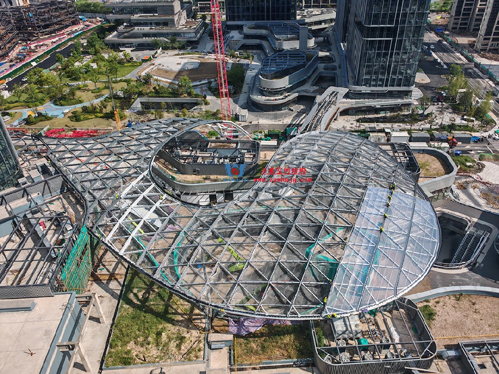 擁有夢幻外衣的ETFE膜結構商業天幕