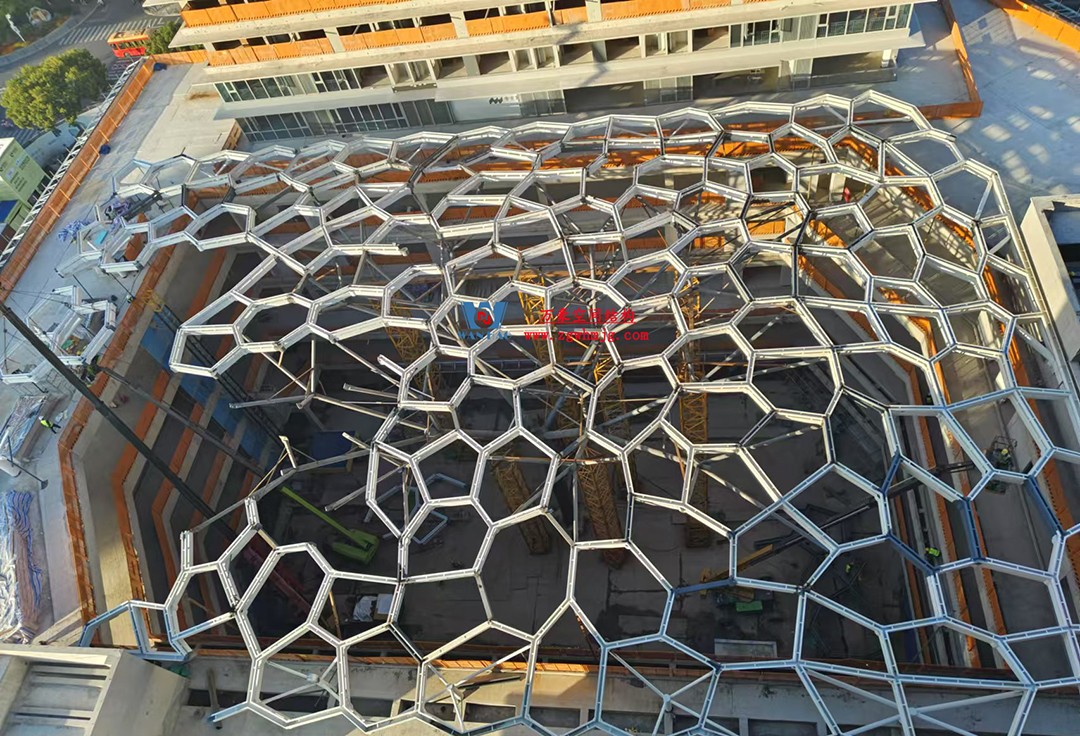 “老故事 新生活”——ETFE膜結(jié)構(gòu)天幕,賦新生活理想 “老故事 新生活”——ETFE膜結(jié)構(gòu)天幕,賦新生活理想