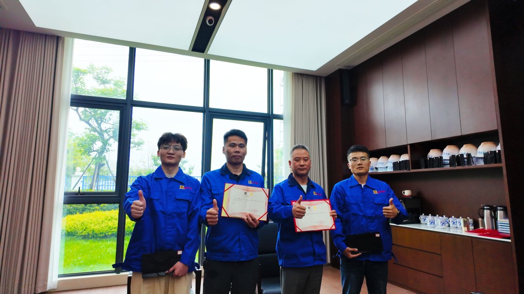 浙江萬(wàn)豪空間結(jié)構(gòu)集團(tuán)有限公司隆重舉行“匠心傳承·共筑未來(lái)”師徒大會(huì)! 浙江萬(wàn)豪空間結(jié)構(gòu)集團(tuán)有限公司隆重舉行“匠心傳承·共筑未來(lái)”師徒大會(huì)!