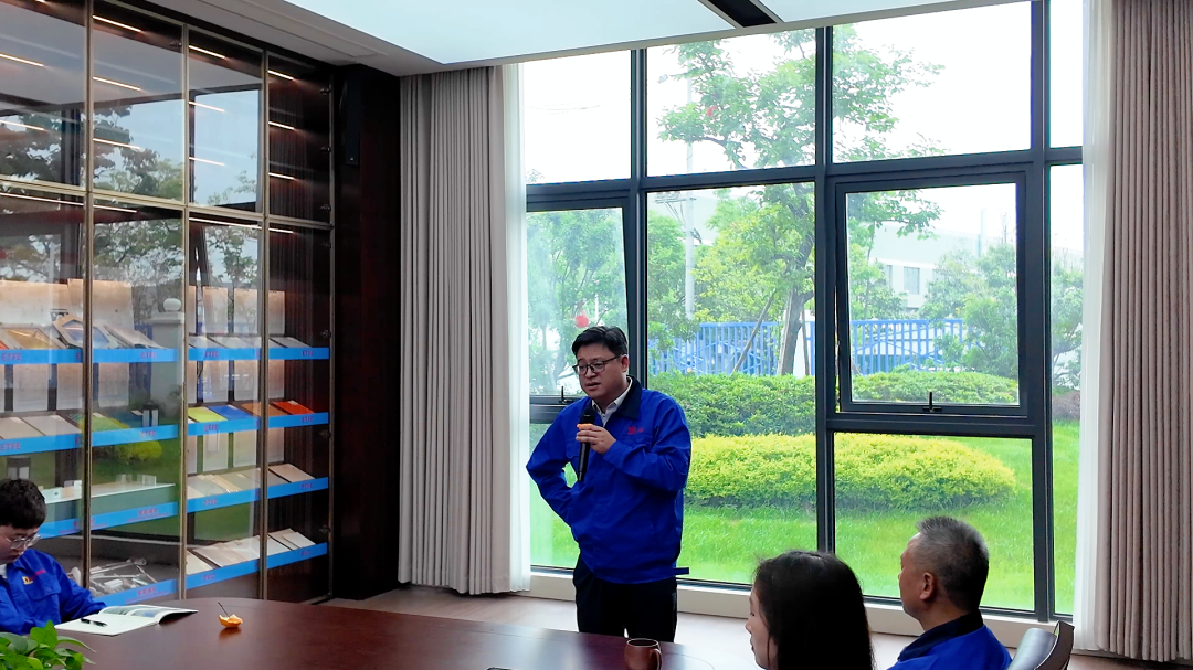 浙江萬(wàn)豪空間結(jié)構(gòu)集團(tuán)有限公司隆重舉行“匠心傳承·共筑未來(lái)”師徒大會(huì)! 浙江萬(wàn)豪空間結(jié)構(gòu)集團(tuán)有限公司隆重舉行“匠心傳承·共筑未來(lái)”師徒大會(huì)!