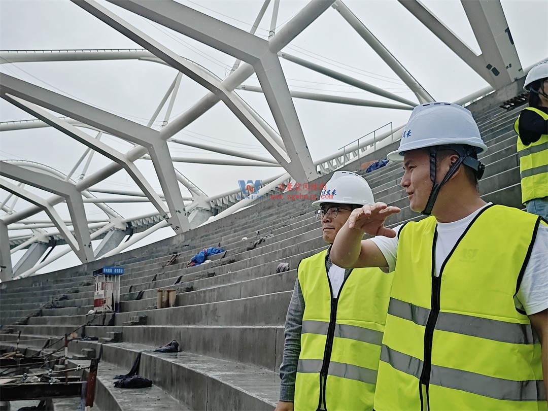 標(biāo)桿引領(lǐng),智啟未來(lái)——萬(wàn)豪集團(tuán)營(yíng)銷(xiāo)、設(shè)計(jì)與技術(shù)骨干共赴無(wú)錫奧體中心,現(xiàn)場(chǎng)觀摩學(xué)習(xí)解鎖“創(chuàng)新密碼” 標(biāo)桿引領(lǐng),智啟未來(lái)——萬(wàn)豪集團(tuán)營(yíng)銷(xiāo)、設(shè)計(jì)與技術(shù)骨干共赴無(wú)錫奧體中心,現(xiàn)場(chǎng)觀摩學(xué)習(xí)解鎖“創(chuàng)新密碼”