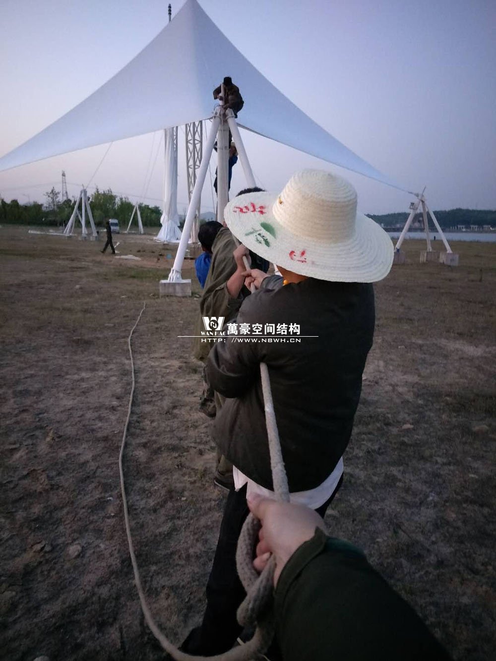 高橋灣現代產業園單飛燕、雙飛燕景觀膜結構工程已近尾聲