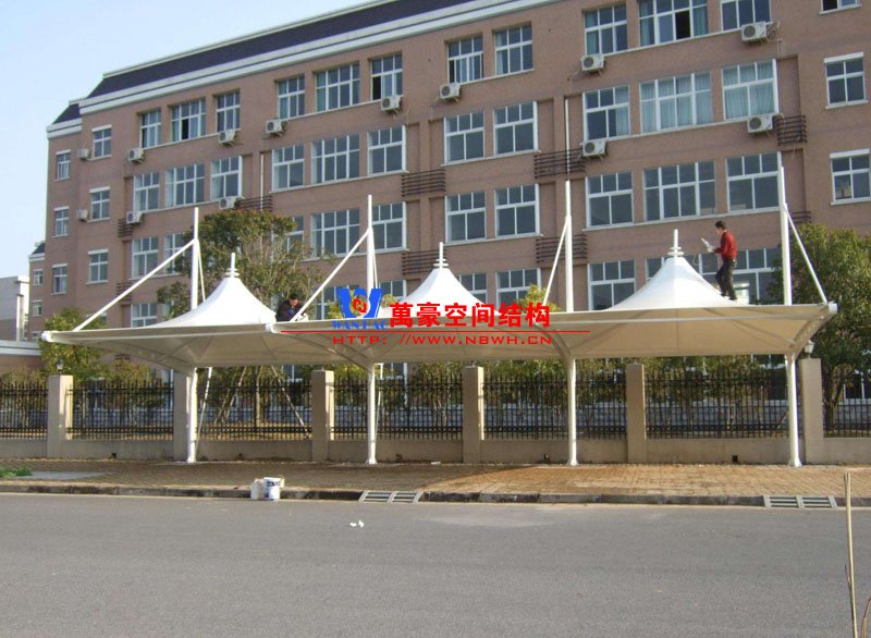 膜結(jié)構(gòu)車(chē)棚優(yōu)勢(shì)